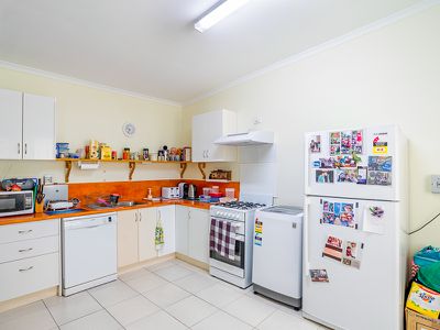 4 Arthur Street, Urangan