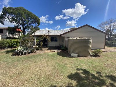 10 Gwen Street, Kingaroy