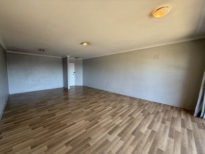 10 / 5 Mead Drive, Chipping Norton