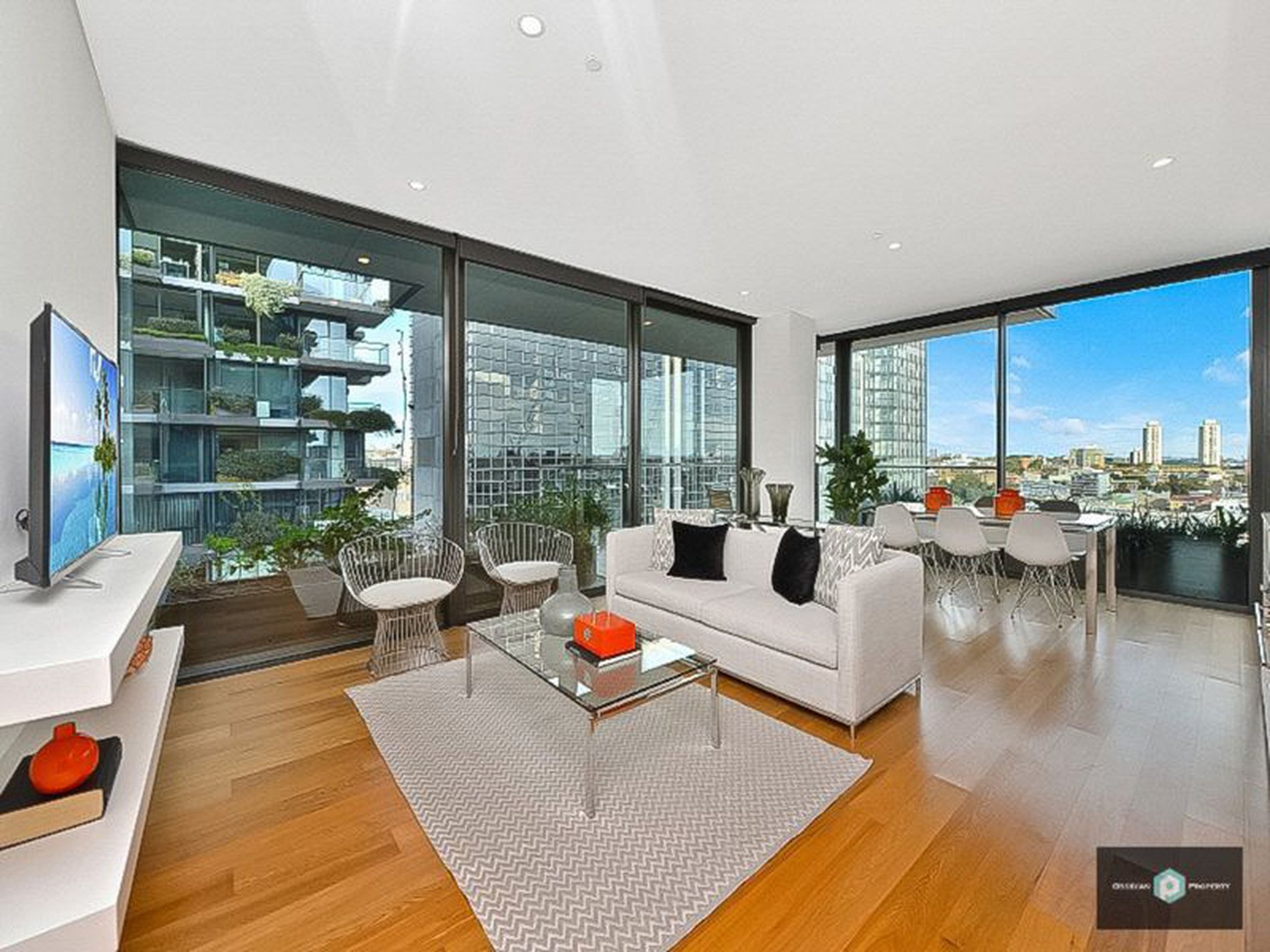 1104 / 2 Chippendale Way, Chippendale