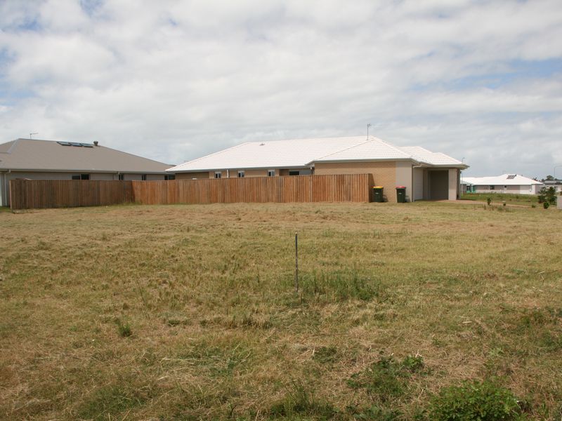 40 Woodswallow Avenue, Point Vernon, QLD, Point Vernon - Thumbnail 6