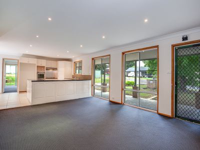 84 Babers Road, Cooranbong