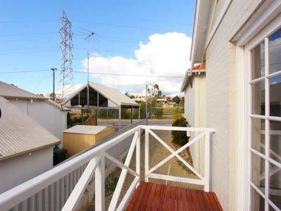 2 / 19 Kitchener Avenue, Burswood