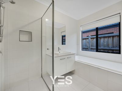 37 Freshbrook Avenue, Truganina