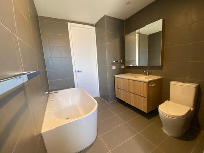 13 Anton Grove, Flemington