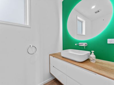 6 Te Moau Avenue, Parakai, Helensville