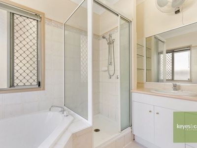 33 Fielding Way, Kirwan