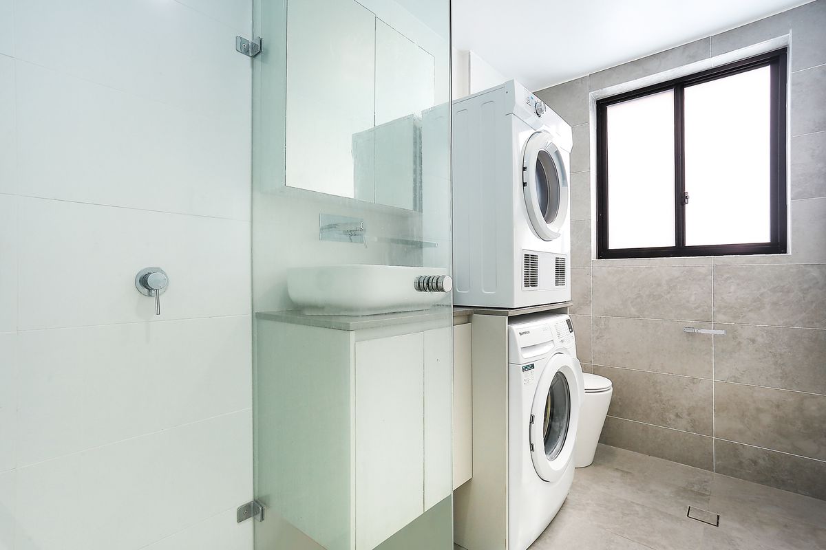 15 / 18 Francis Street, Bondi Beach