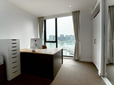 810 / 915 Collins Street, Docklands