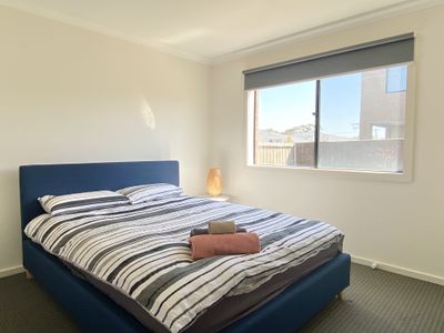 7 Buttermint Crescent, Manor Lakes