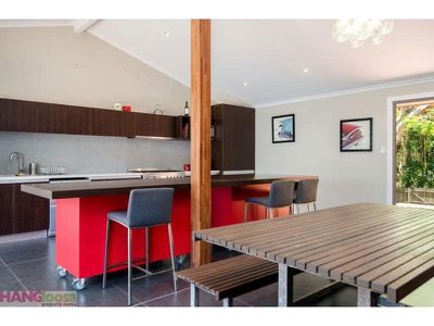 15 Palm Grove Cres, Tewantin