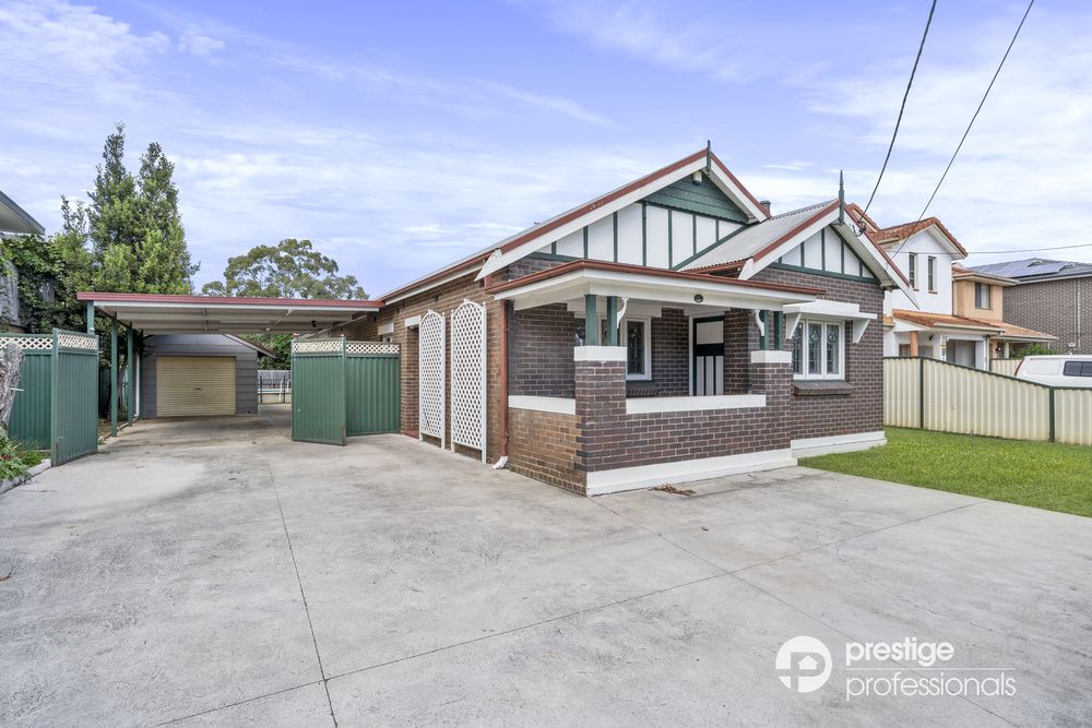 12 Moorebank Avenue, Moorebank