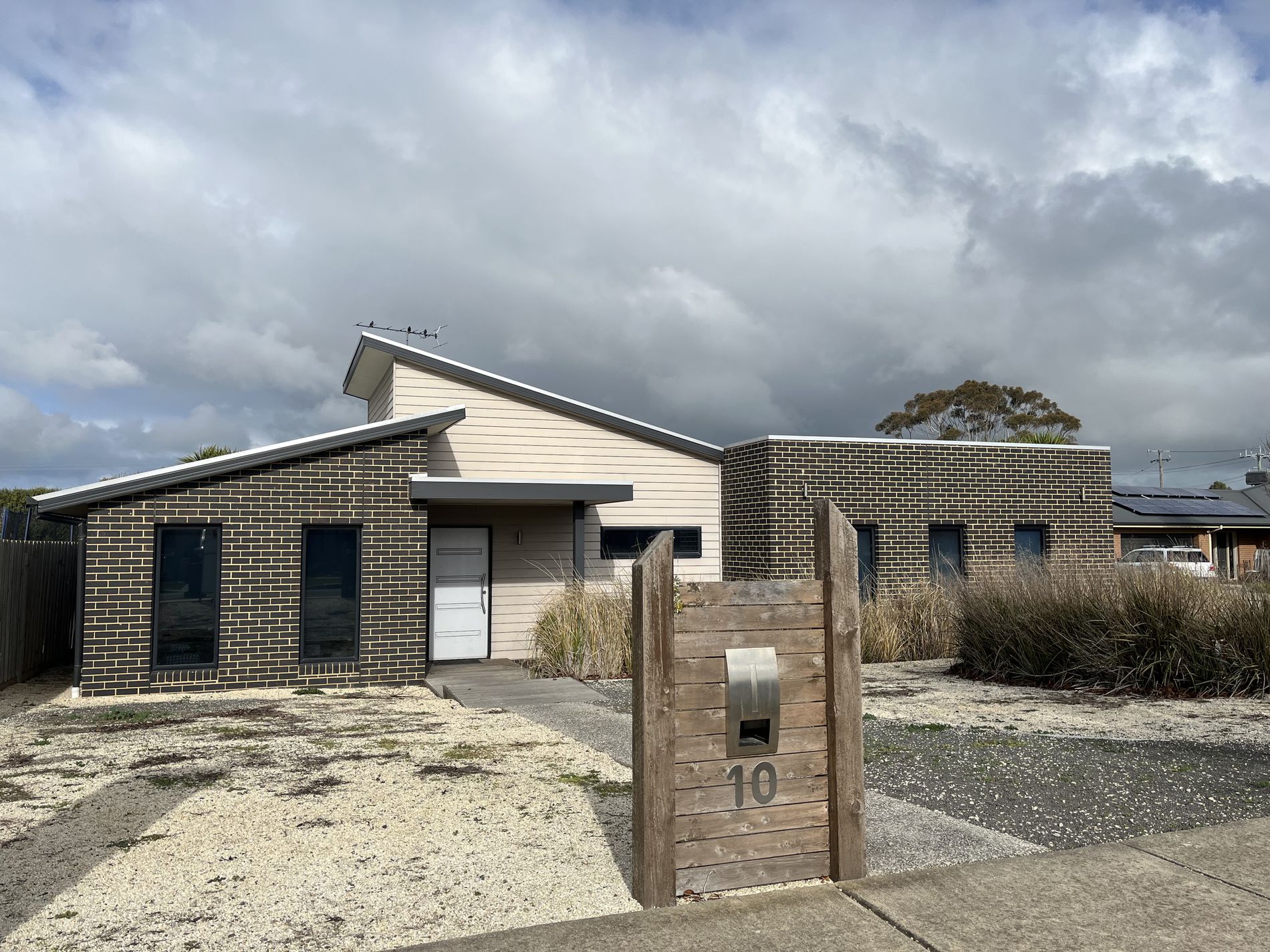 10-11 Viogner Place, Waurn Ponds