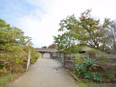 24 Agincourt Drive, Willetton