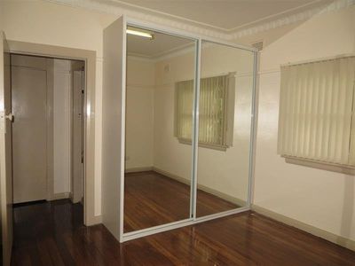 1B Denison Street, Wollongong