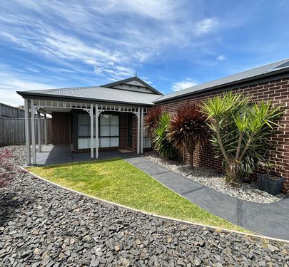 51 MANIKATO DRIVE, Drouin