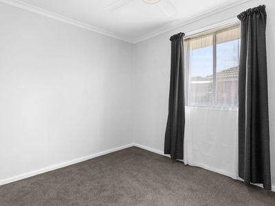2 / 33 Atkinson Street, Queanbeyan East