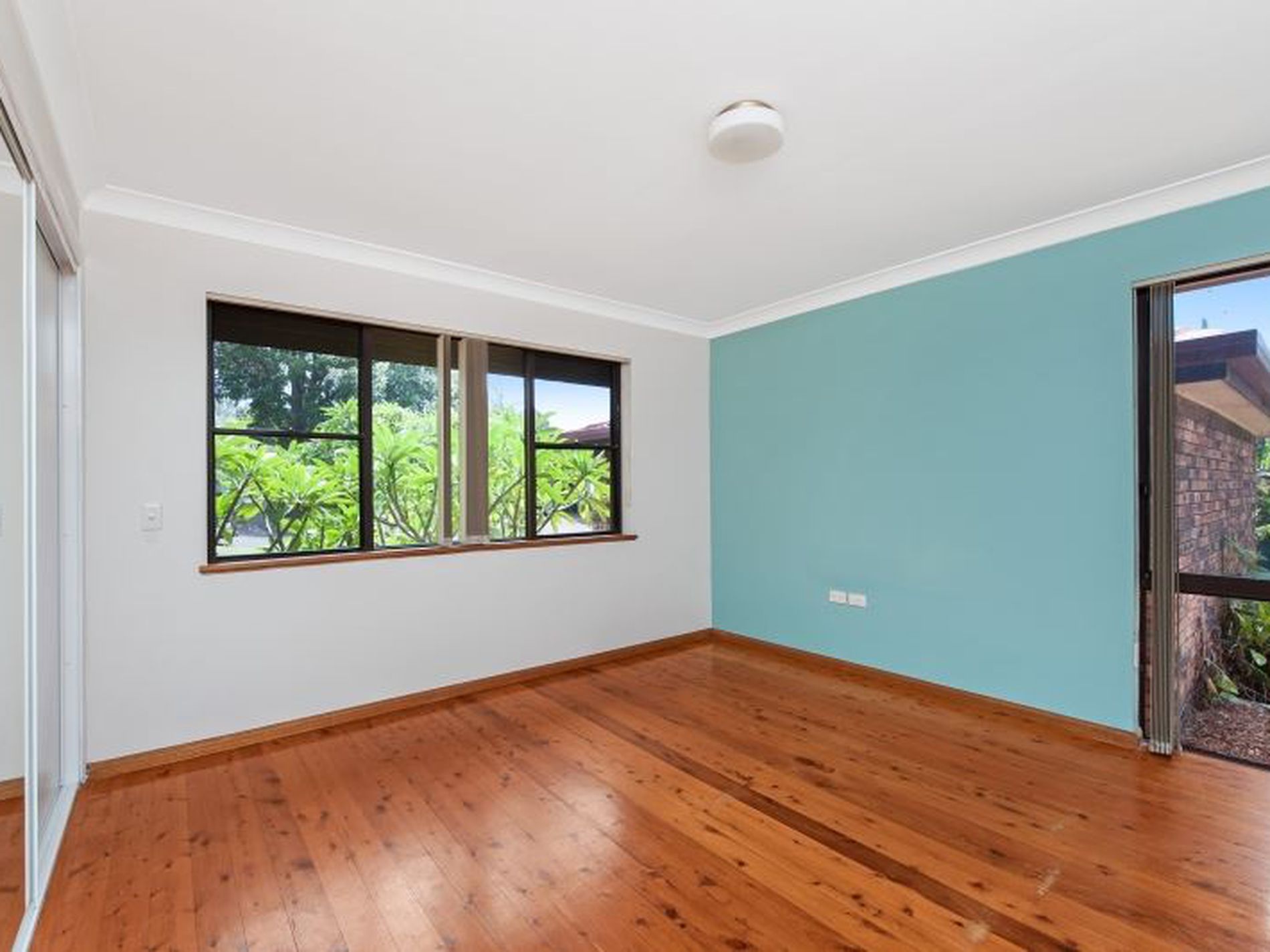 63 Bushland Avenue, Mollymook