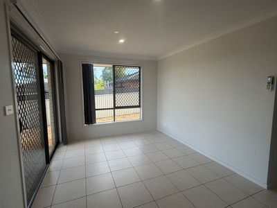 9 CURLEW CRESCENT, Oxley Vale