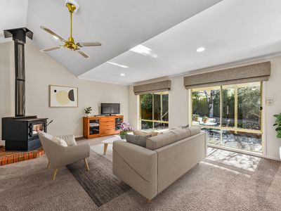 24 Shalamar Crescent, Mount Gambier