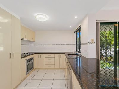 3 / 153 Riding Road, Balmoral