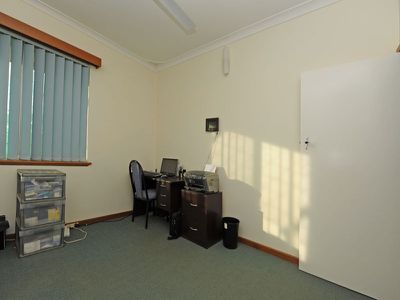 2 Leslie Place, Kalgoorlie