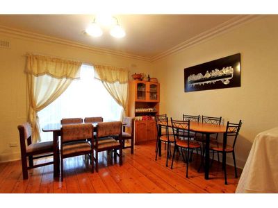 1449 Centre Road, Clayton