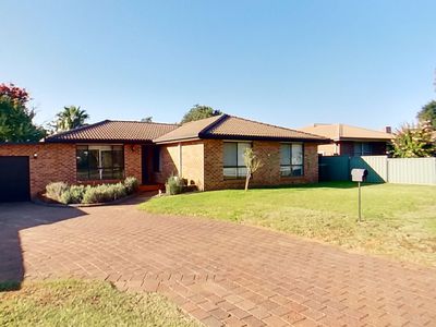 9 Jacqueline Drive, Dubbo