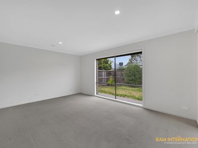13 Santorini Crescent, Point Cook