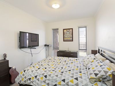 2 / 5 Weddell Road, North Geelong