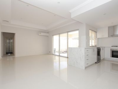 22C Emsworth Way, Balga