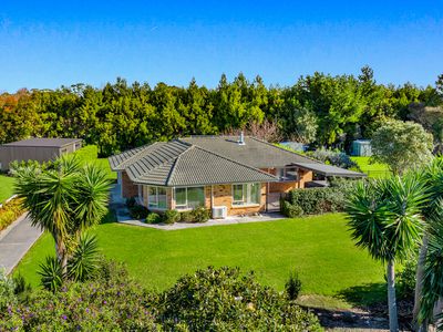 7 Omana Avenue, Shelly Beach, Helensville