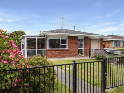 8B Alexander Place, Otaki