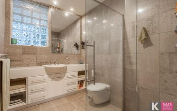 21 Sugarloaf Road, Beaconsfield Upper