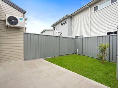 4 / 2 Karoo Street, Albion Park Rail