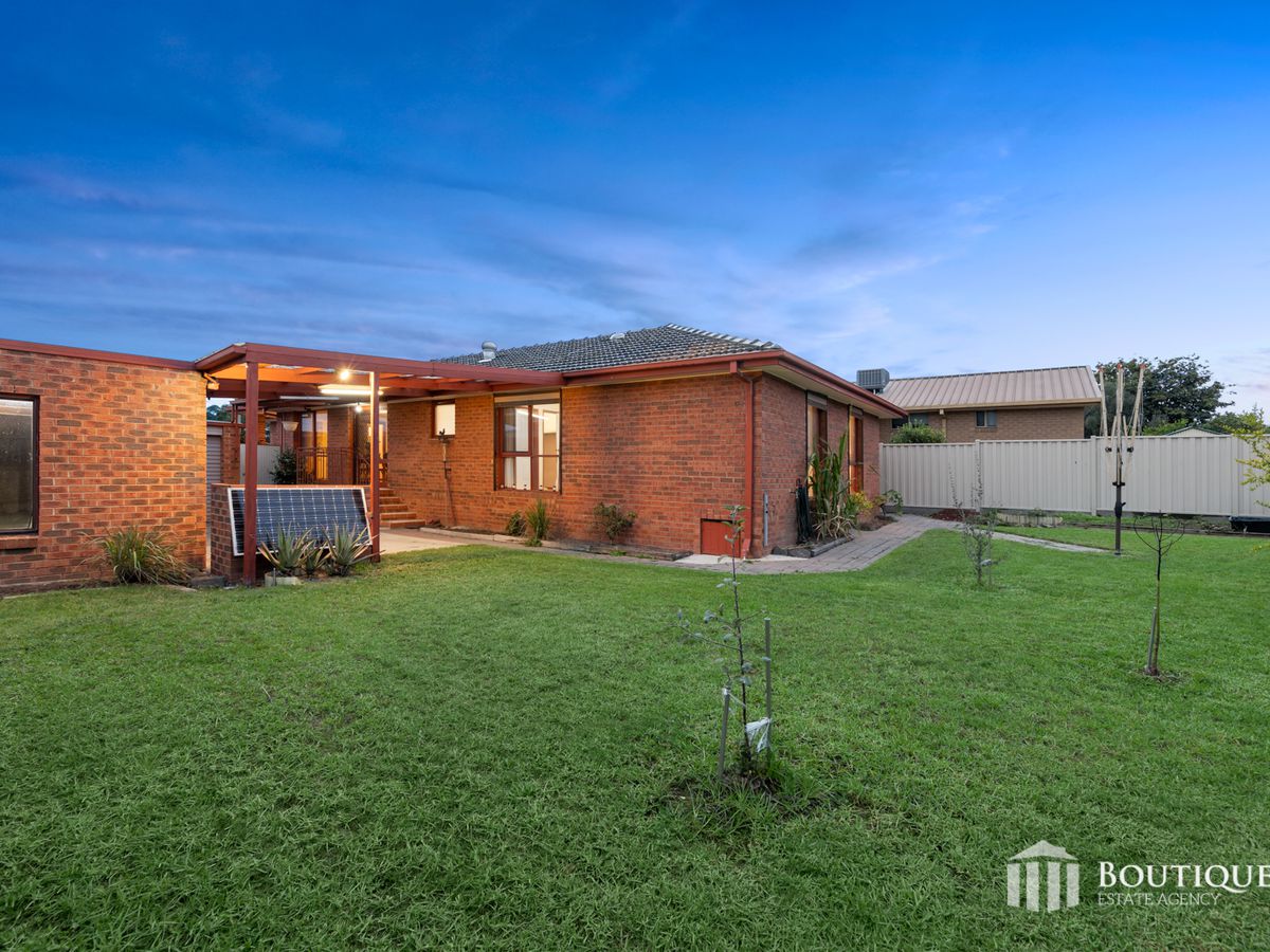 21 McKeon Circuit, Dandenong North