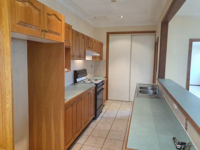 87 Binalong Road, Old Toongabbie