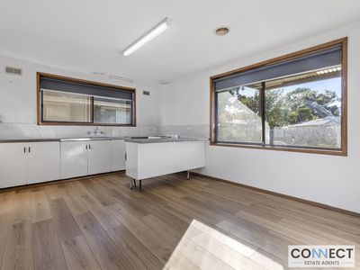 4 Oshannessy Street, Pakenham