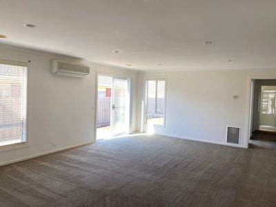 74 Kulin Drive , Tarneit