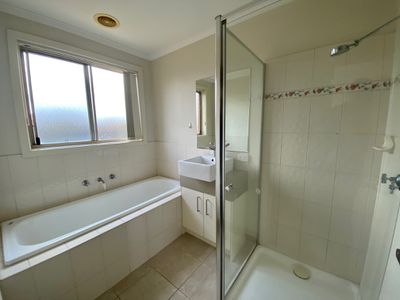 7 Nighthawk Road, Tarneit