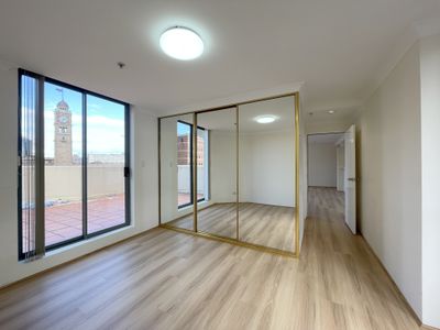 907 / 755 George Street, Sydney