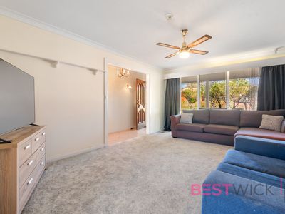 15 Beavis Place, Llanarth