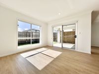 37 Redcomb Drive, Park Ridge