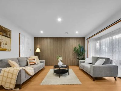 11 Cobungra Court, Hallam