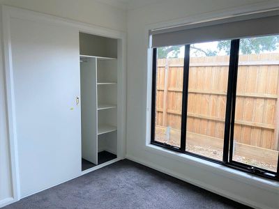16 / 44 Coburns Road, Melton