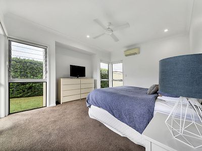 77 Mossvale Drive, Wakerley