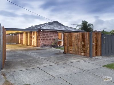 1 Mark Court, Hampton Park
