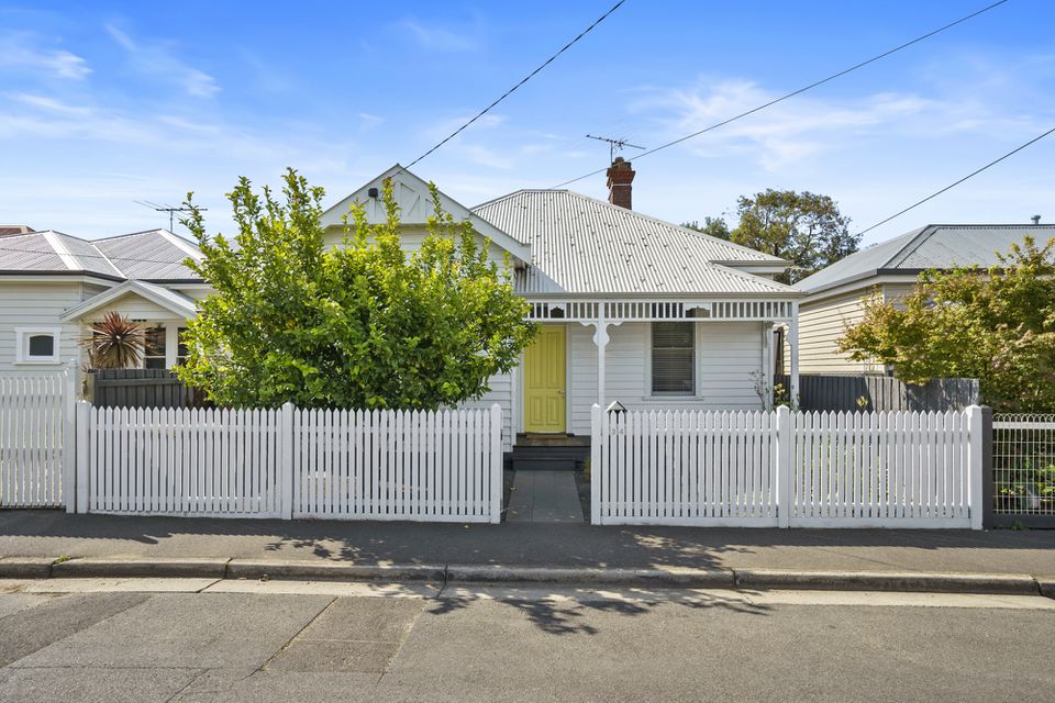 34 MAITLAND STREET, Geelong West