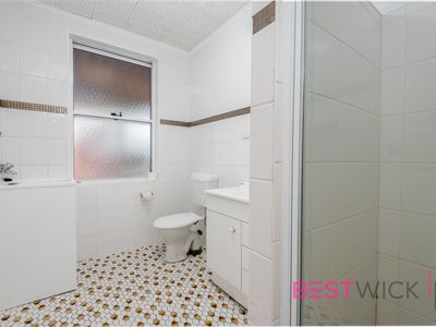 2 / 235 Russell Street, Bathurst