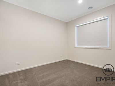 76 Gippsland Avenue, Clyde North